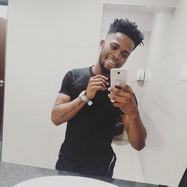 SixthGod_SA's tweet photo. 🍎🍎🍎🍎🍎 https://t.co/3z2JOh64nc