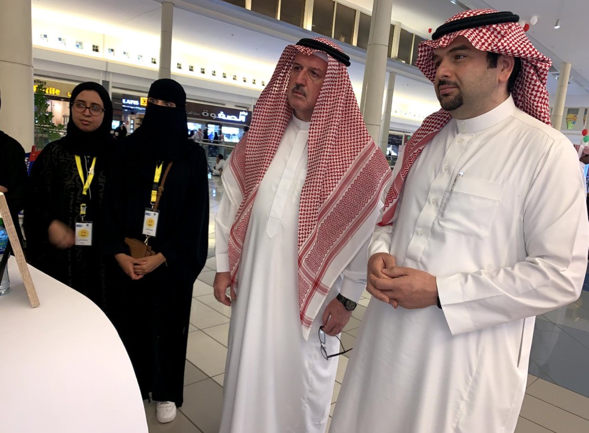 cleftlipKSU's tweet photo. تشرفنا اليوم في حملة #ابتسامة_امل 🌞 بزيارة الدكتور فؤاد هاشم استشاري جراحة التجميل و نائب رئيس الجمعية 
والدكتور أمير مراد استشاري جراحة التجميل و الأمين العام 
للجمعية
@plastcare
 @FuadKHashem
@dramirmrad https://t.co/gjiAdv2x0e