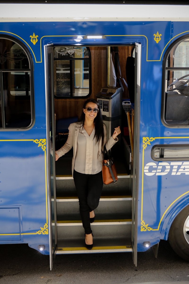 CDTA's tweet photo. Tonight is the last night of Restaurant Week in @AlbanyBID and we've got a free way to get you to all of your favorite spots! Download the Cityfinder app and hop on the Capital City Trolley for convenience and style all in one ride! #TrolleyGoodTime #restaurant #Transportation https://t.co/p9J6Hiw4G2