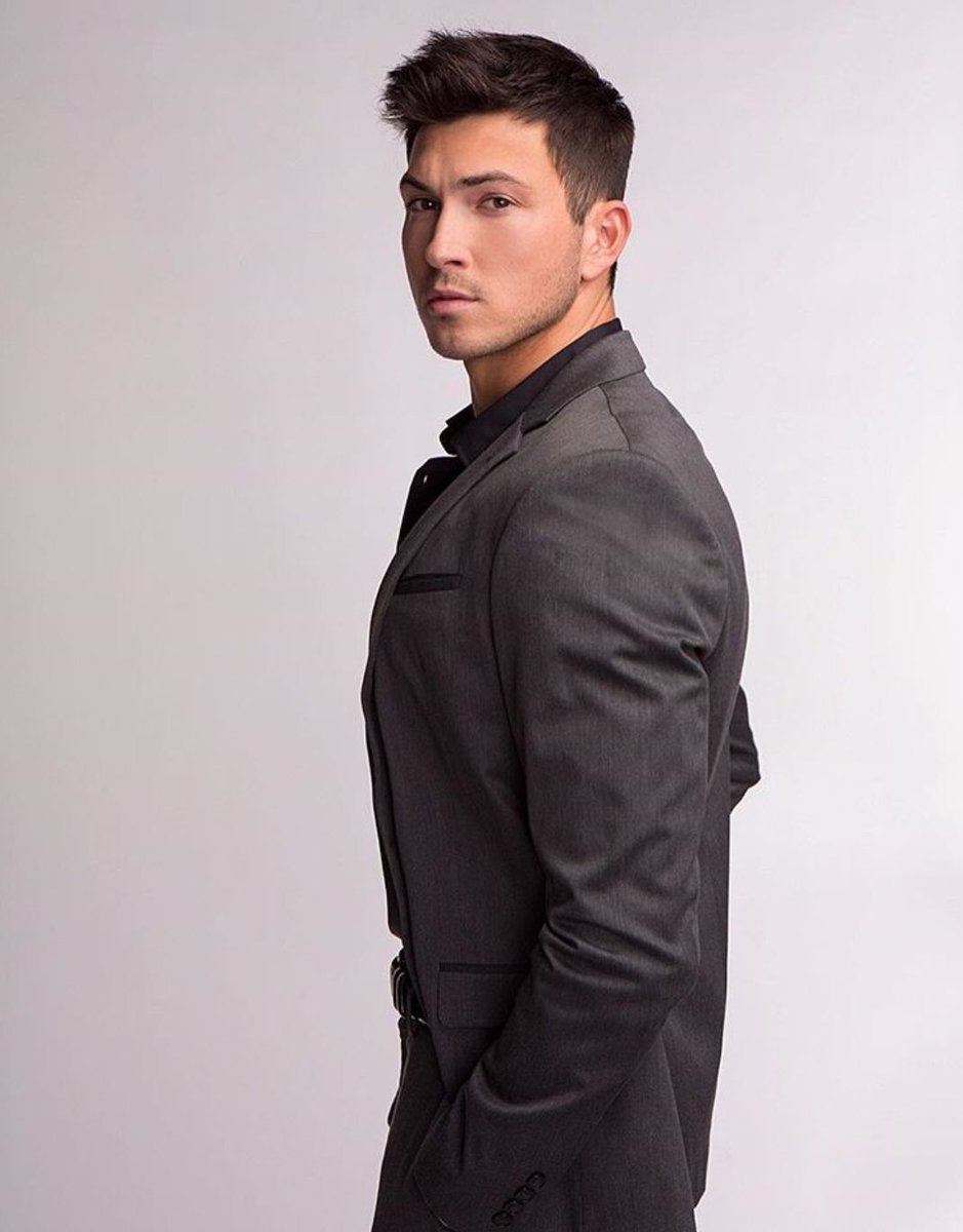 TeamRobWilson's tweet photo. 🥰⏳ They prove yet again why they are the King & Queen of Daytime! #CIN #Days #OurBoos https://t.co/zxryng6qZL