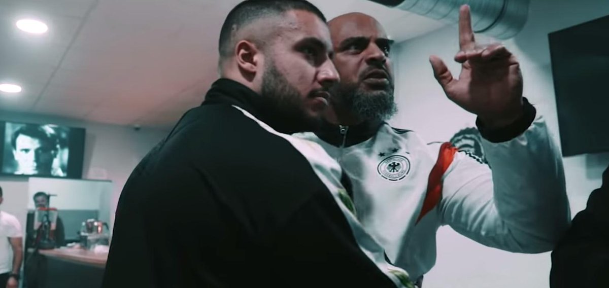 Video: Massiv feat. Ramo - Psht  16bars.de/media/245345/p… <a href="/kingmassiv/">Massiv</a>