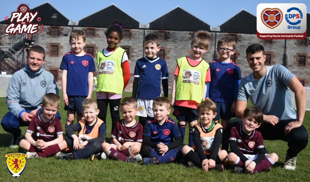 heartscoaching's tweet photo. Today's session was tournaments day at a sunshine drenched Tynecastle Park! We also managed to get some superb team photos of this weeks young players!🏟️😎

Join us for our next #PlaytheGame Course on the 6th &amp; 7th May⚽️👉 https://t.co/WtCMfYhXo4 https://t.co/Kz0YnTT247
