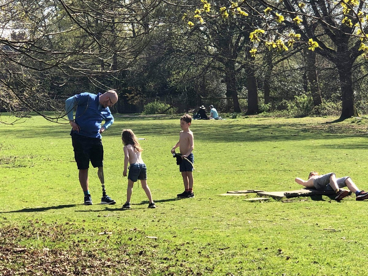 Hopalonglloydy's tweet image. The slowest fielder in the family/friends game of #Cricket @DunhamMasseyNT fantastic day out. Would be absolutely lost without my @ottobockuk C-Leg4 #ClegExperience