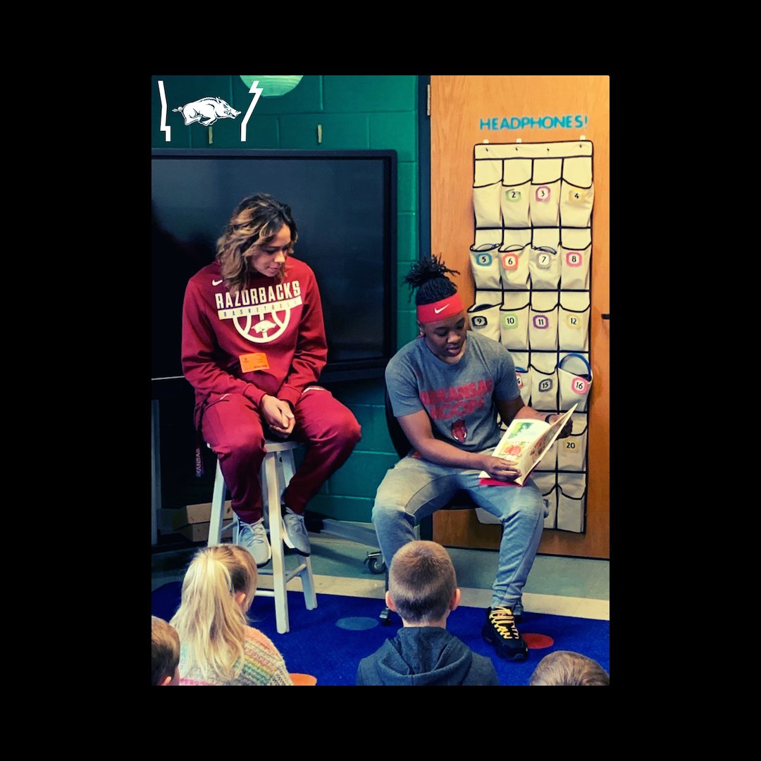 RazorbackSADev's tweet photo. Women's Basketball making a difference in the community! #WSP #DevelopAsOne #Razorbacks @arkrazorbacks @razorbackwbb
@enels2 https://t.co/l91AFYnfiN