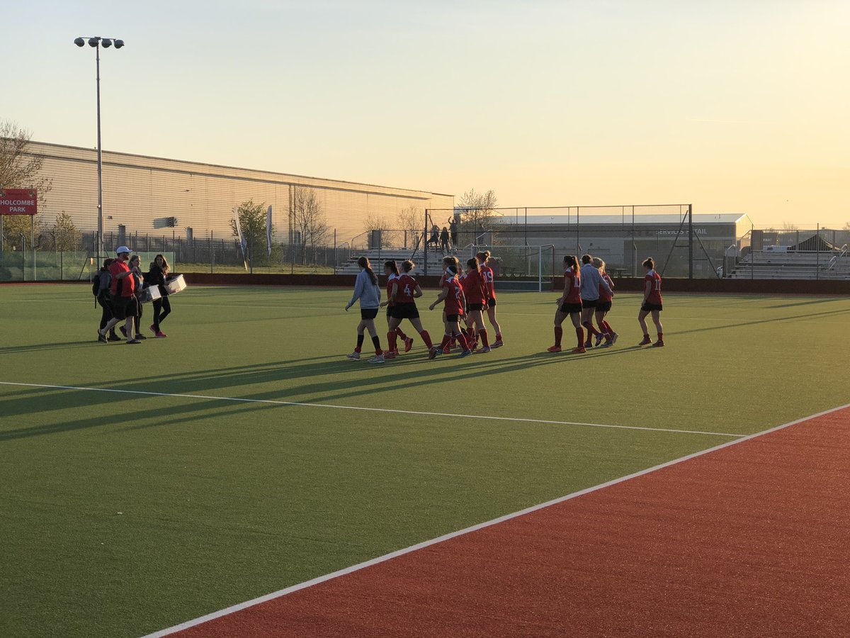 Thoroughly enjoyed my first game at <a href="/HolcombeHC/">Holcombe Hockey Club</a> today, Holcombe drew 1-1 with UCD. #EHClub2019