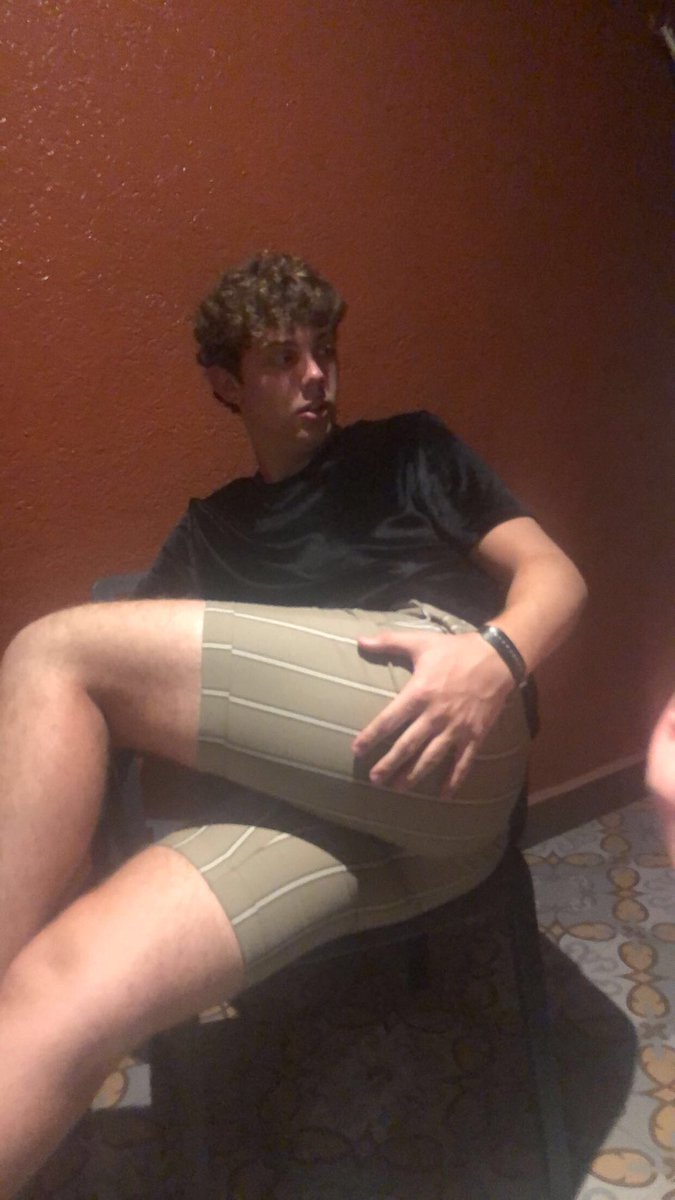 mackenzie Ties tweet media