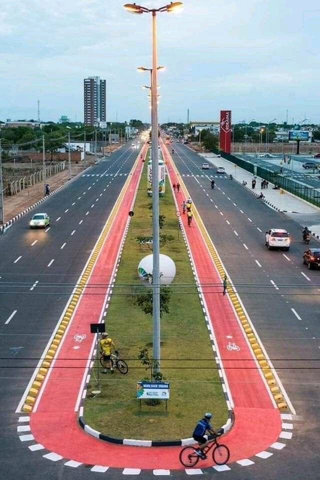 cegc007's tweet photo. Para los que no conocen Ibagué, estas son las ciclorutas que construyó la @Alcaldiaibague https://t.co/051SY3zRUK