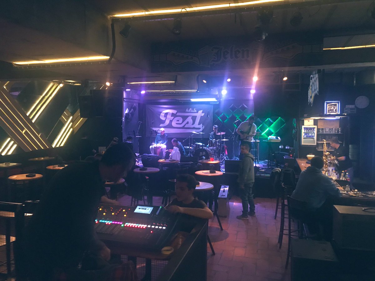 Počela je tonska, vidimo se uskoro 🎸 <a href="/KlubFest/">Klub Fest</a> #delarno #akoneznasstadaradis #klubfest #koncert