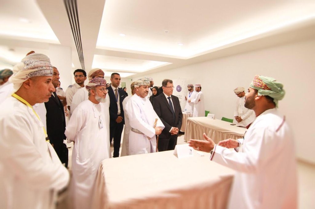 شكراً جامعة الشرقية على الإستضافة في ملتقى ريادة الأعمال الأول 😍.
والشكر موصول للجنة المنظمة والمُشاركين في هذا المُلتقى 🌟.
#باصكم