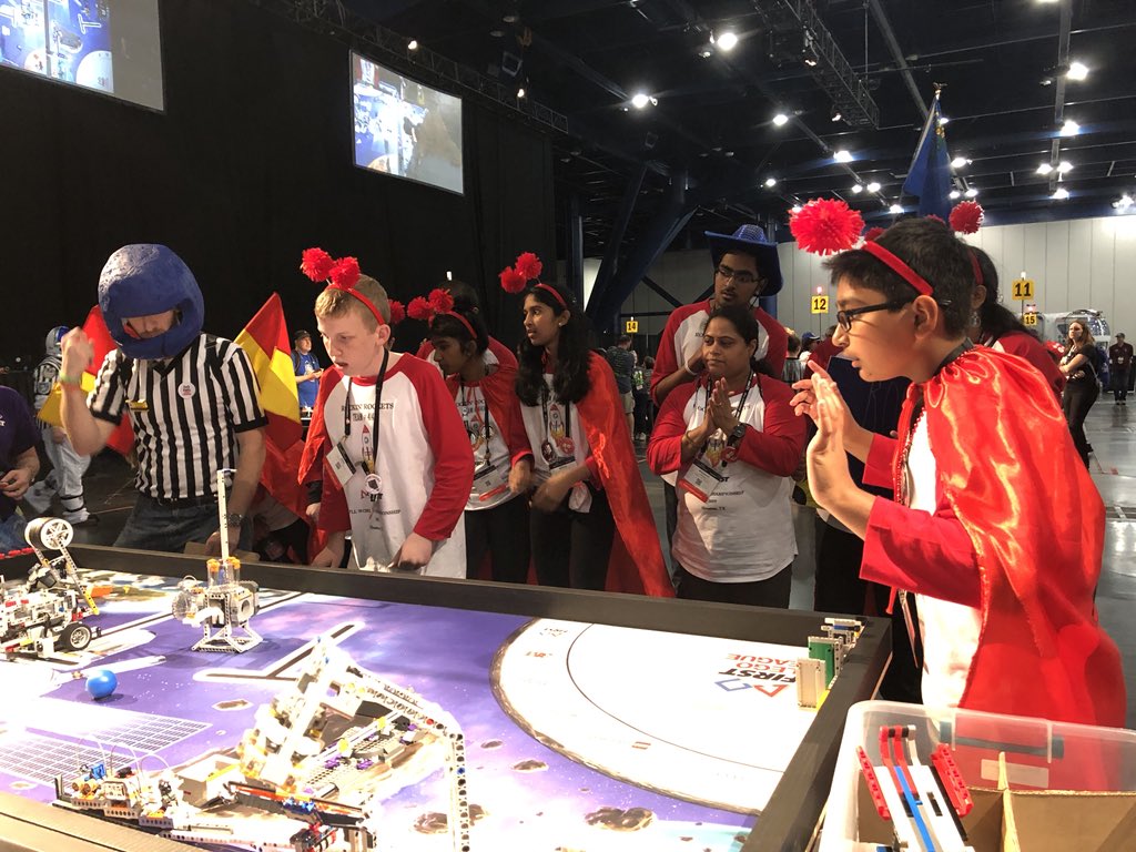 LEGO_Education's tweet image. It’s the final day of the @firstlegoleague #INTOORBIT competition! We are so inspired by the collaboration between all the teams! #FIRSTinspires #LEGOconfidence