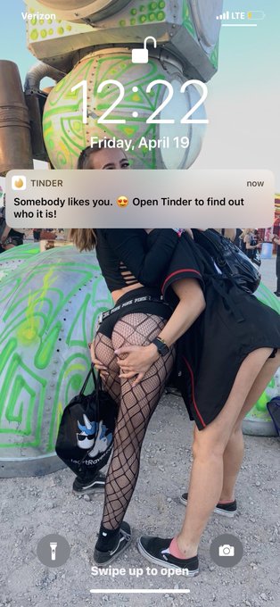 Teasing me even tho I&rsquo;m banned. https://t.co/mNs9yYweZs