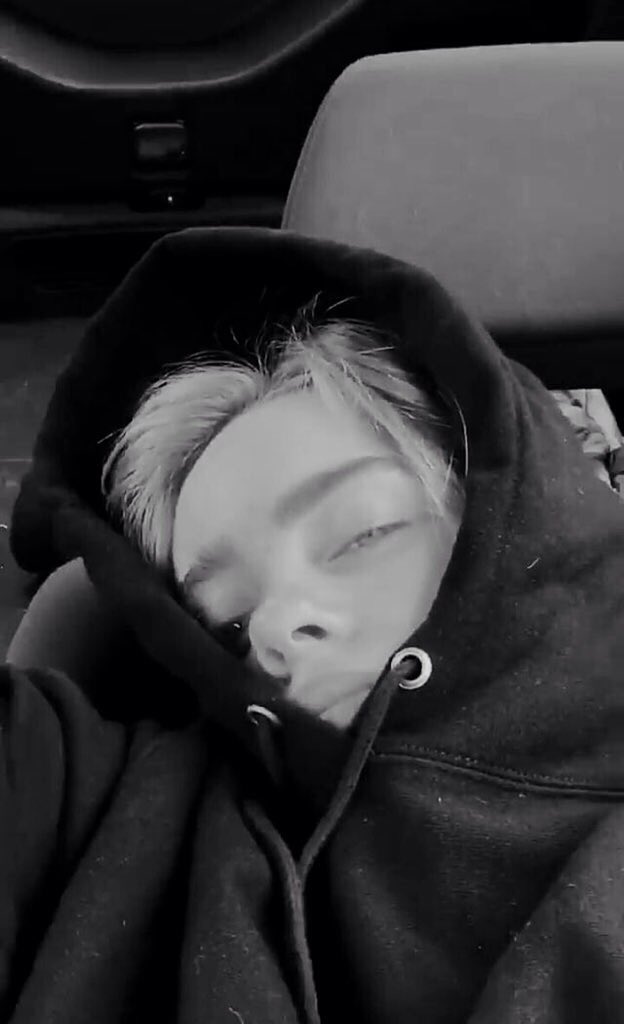 AlejandraRel_HT's tweet image. Today is so mean.