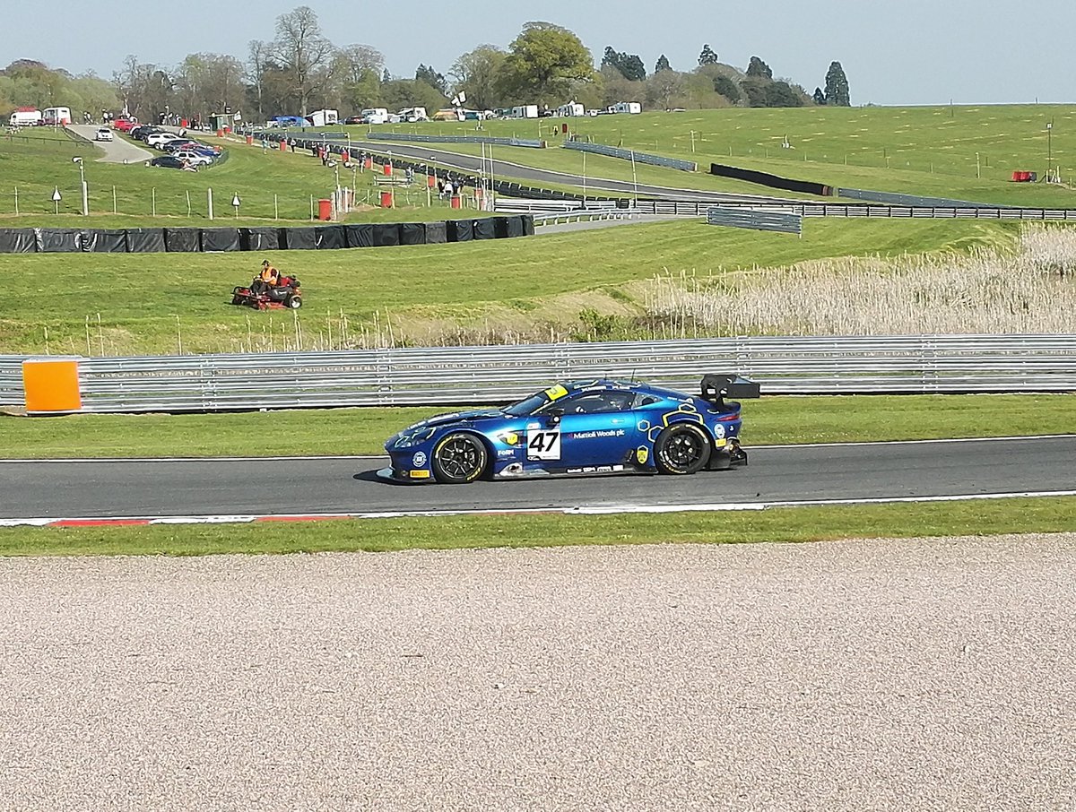 Petrolheadsarah's tweet photo. @OptimumMSport @BritishGT @OWilkoRacing @BradleyEllis1 @Oulton_Park @AMR_Official Well done guys. Here's my photo of #47 @OptimumMSport Aston Martin Vantage of @JonnyAdam & @GrahamDRacing taken at #Knickerbrook during the 2nd @BritishGT test this afternoon @Oulton_Park. It looks stunning in action! π· credit:- @Petrolheadsarah #OptimumMotorsport #BritishGT https://t.co/Geu2GOWYTv