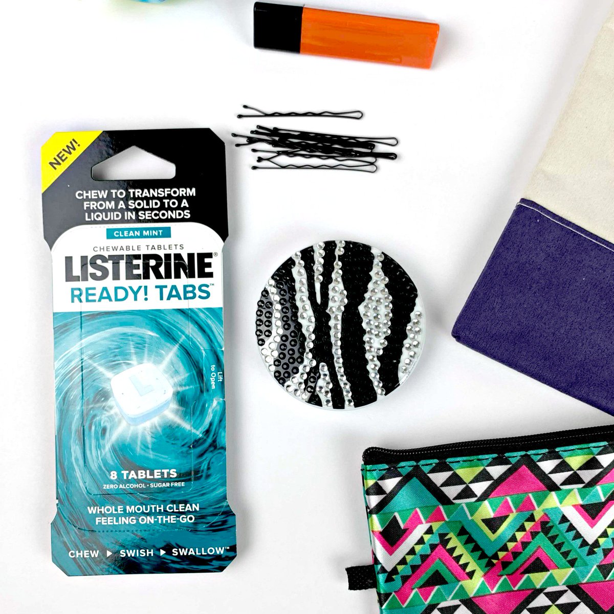 jasmine_espinal's tweet image. #ad Moms are busy and need to ready for the unexpected! Packing the right things in your everyday purse can make or break a day! Easy to pack items that can make the world of a difference are key! #UnleashYourClean #ReadySwishGo stylishcravings.com/how-to-pack-yo…