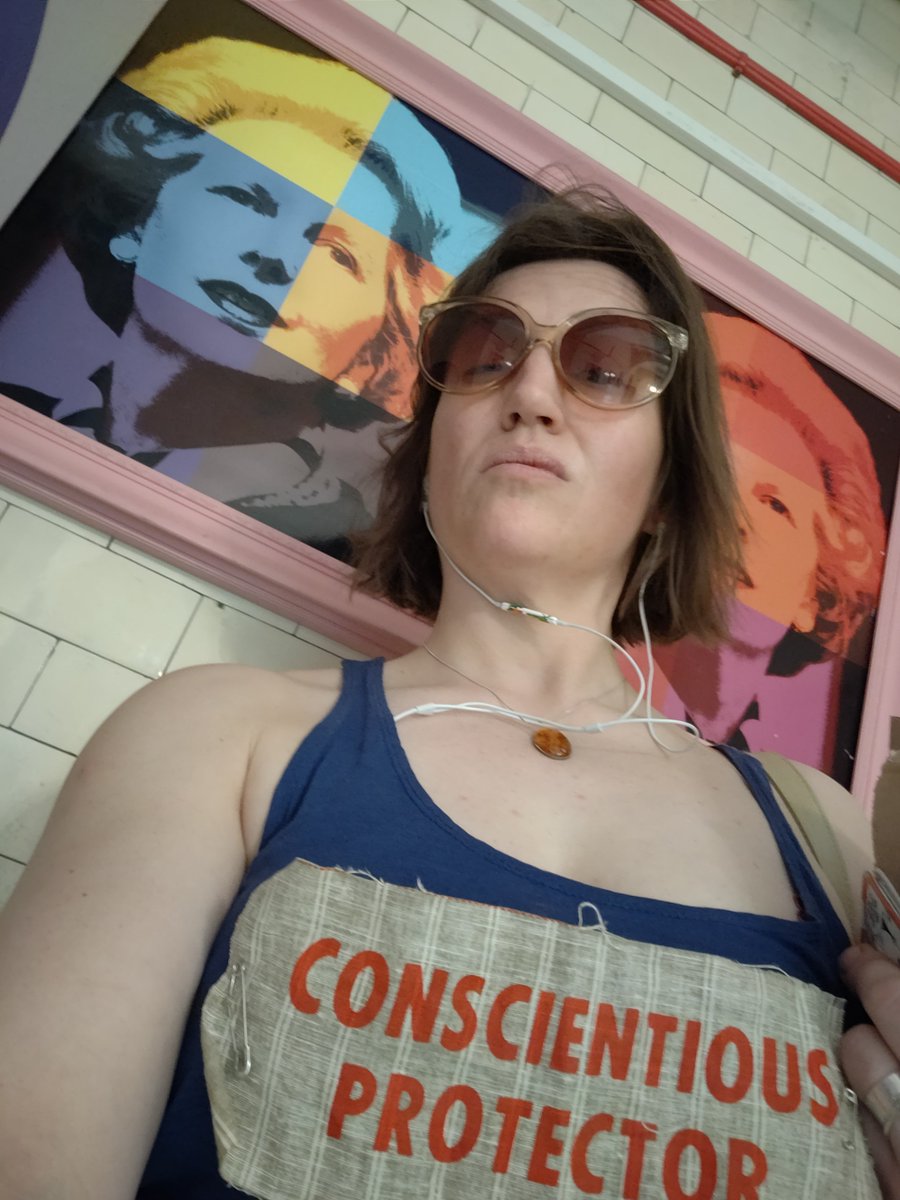 capuchinster's tweet photo. @VinusWine Posted w/o comment.
Well, Maybe except #PhuqDatShiz
It feels all relevant & that, given that I spent most of the night serving tea/coffee & general chat to non-violent climate change protesters in #HydeParkCorner @ExtinctionR #ConscientiousProtector #DirectActionForChange https://t.co/Uxpn4INW6Q