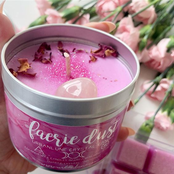urbanlune's tweet photo. All the pink vibes for the #pinkfullmoon in Libra. Also being a Libra, I can't help but be happy for the emotional release https://t.co/bEIylhZu1t