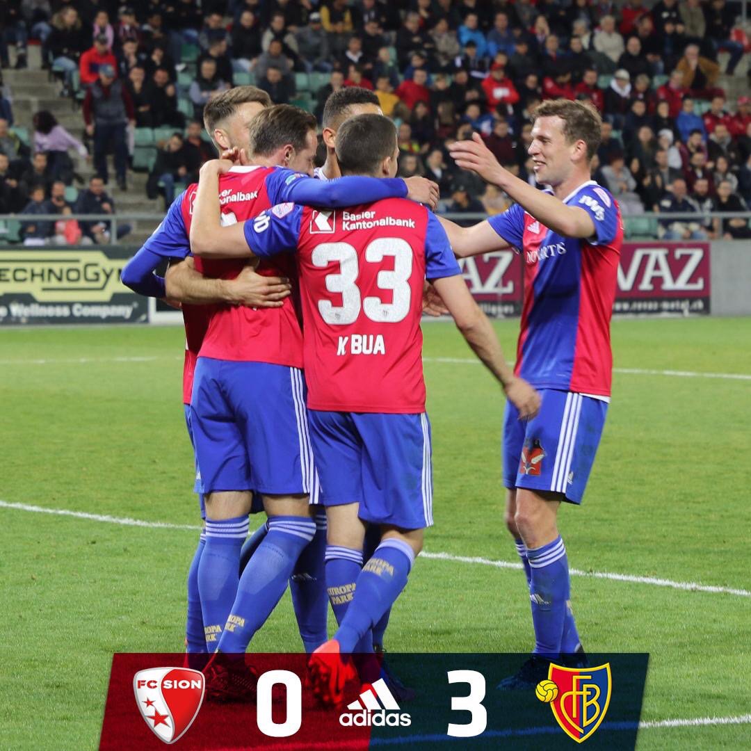 FC_Basel_fr's tweet photo. ⏱ | FIN DU MATCH
VICTOIRE ! Succès net des Rouge et Bleu dans le Valais ! 👊🏻🔴🔵
⚽️ #VanWolfswinkel, #Zuffi, Grgic (CSC)
#FCSFCB 0️⃣-3️⃣ #zämmestark https://t.co/HpdKWHh6W0