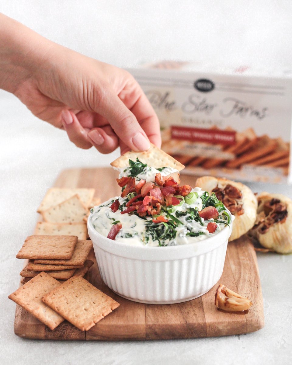 partnerscracker's tweet photo. it's National Garlic Day -  the most smelliest day of the year 😂 In the very best way of course!!!  Did you see the recipe A Taste of Well-Being made for us? It's the perfect way to celebrate PLUS bacon.

#nationalgarlicday #garliclovers #atasteofwellbeing #diprecipe #bacon https://t.co/ppggoKVfx2