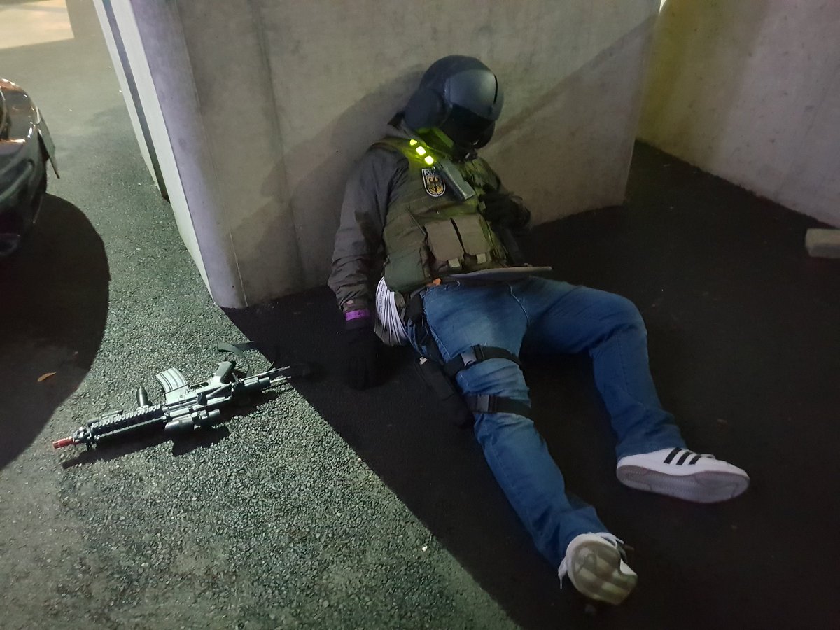 ChrisDaAsian's tweet image. Me cosplaying at some Minor events and @rainbow6kr Challenge. Planning to go to Invitational someday.