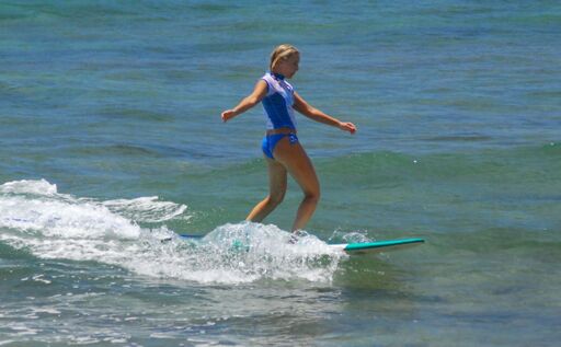 mariabrophy's tweet photo. When I was on that wave I swear it seemed bigger than that.... #maui #surfingvacation #tinywaves https://t.co/zu6vtVOZ4J