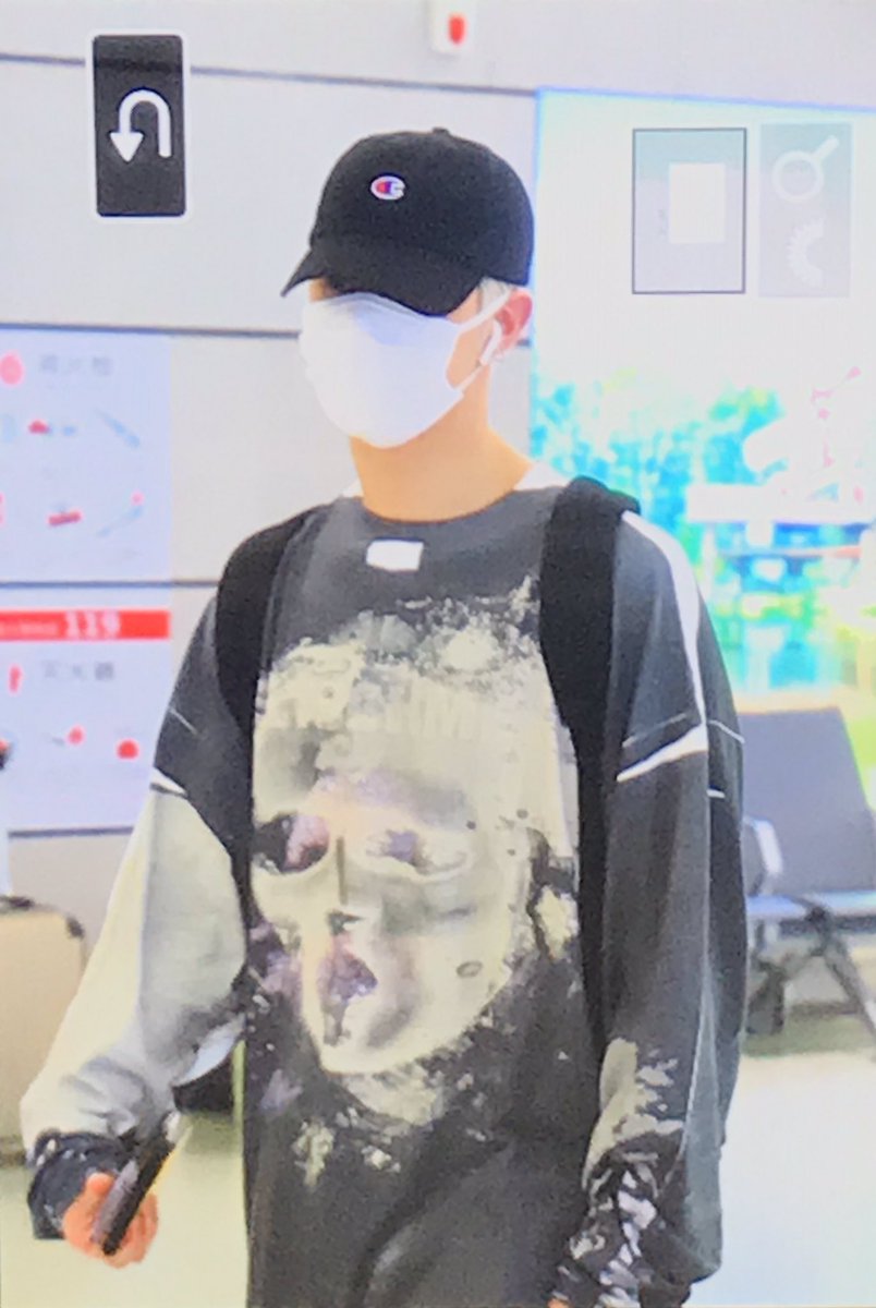 Preview 190419 YNZ ARRIVAL 

#GOT7⁠⁠⁠ ⁠⁠#갓세븐
#MarkTuan #마크⁠ #MARK #段宜恩
@mtuan93