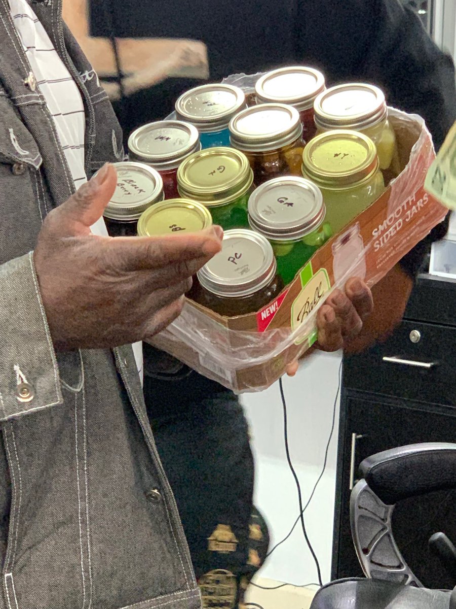 poetkevinpowell's tweet photo. Jinah and I are in Atlanta and both needed to hit barbershop tonight. While there elder from North Carolina came in selling βmoonshine,β which is throwback homemade liquor that dates back generations. He had all kinds of flavors, like it was Kool-Aid, and sold many. #thathustle https://t.co/e81wfLqOCq