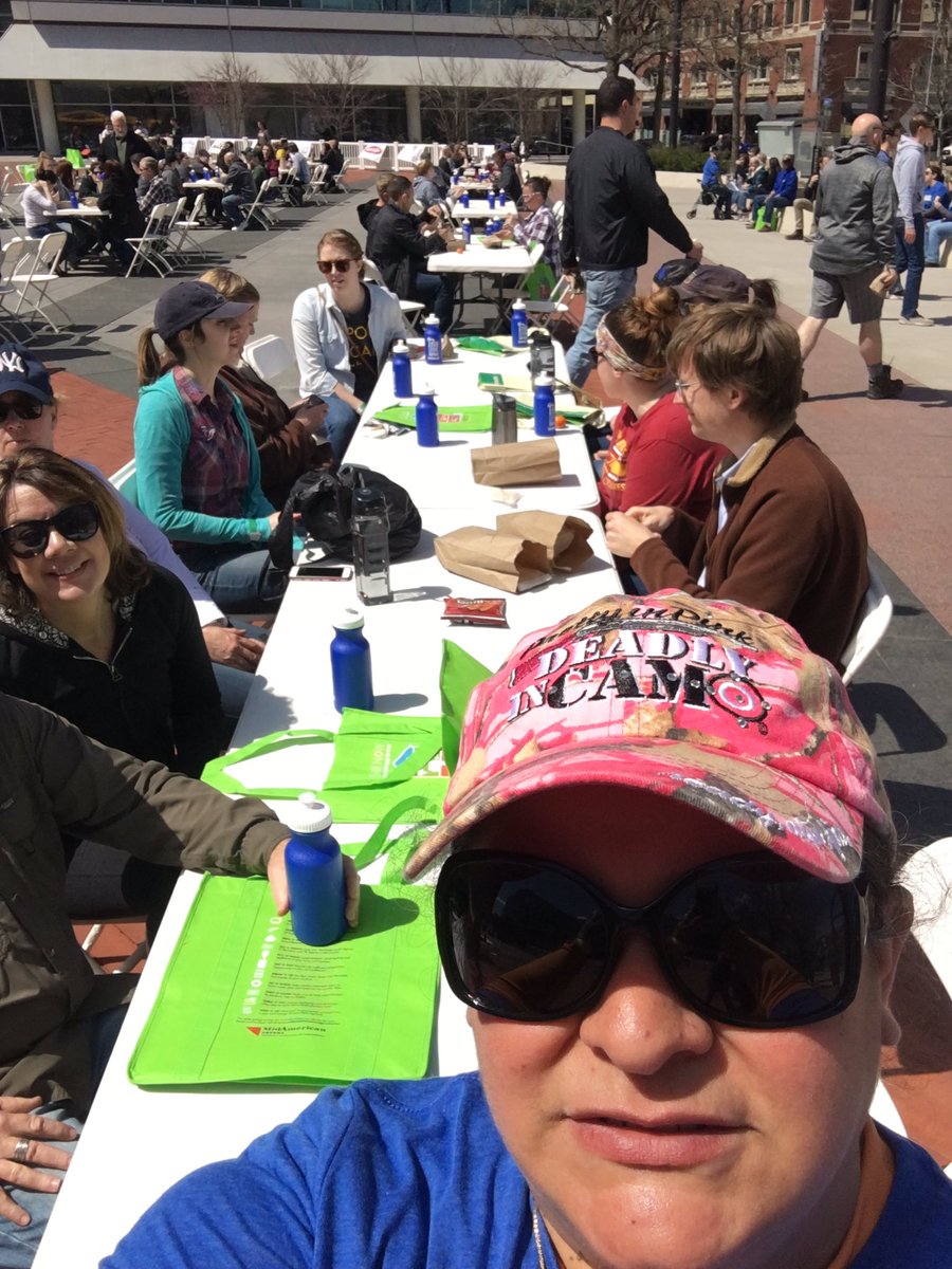 shejkal's tweet photo. #trashbash2019 selfie https://t.co/nkqolCbqS4