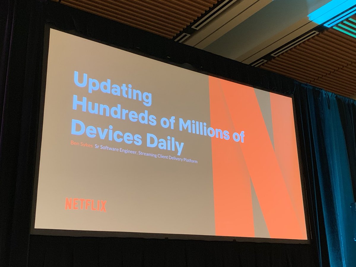 sykben's tweet photo. Presenting on the big screen today @ContainerWrld https://t.co/sHvfhmKUmZ