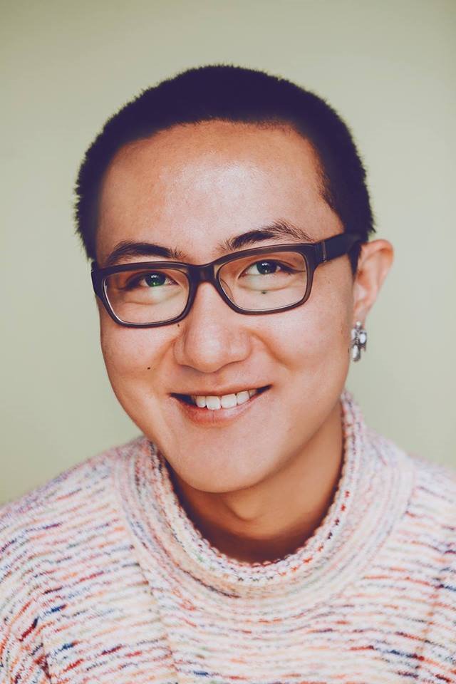 ShabeSherTO's tweet photo. Catch #FanWu at @ShabeSherTO #PoetryMonth #celebration. Fan is #poet & #poetry #translator, #author of #chapbooks, Hoarfrost & Solace and Thom Gill's Now & Neverending. #NPM2019 #OPenMic #signup 6:30 @Tranzac #diversity #courage https://t.co/douyuqzhE2 https://t.co/ylNUstrkkk
