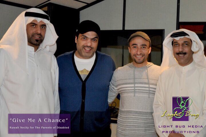 AhmadAlkhalaf's tweet photo. من الذاكرة | سنة 2011 شهر 4
كواليس تصوير أغنية عطني فرصة
 
الفنــان 🎙 عبدالله الرويشد
الملحن 🎼 مشعل العروج
المخرج 🎥 يعرب بورحمه https://t.co/MvLZ58HDNf