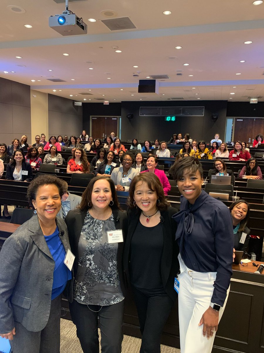 TheAnneChow's tweet photo. In gratitude🙏...seeing a dream &amp; labor of ❤️ come to life w/the launch of our inaugural @ATT Women of Color Development Program in partnership w/ @CatalystInc. So proud of #LifeatATT &amp; thankful 4 countless allies who supported us 💯. #MakeaDifference #BetheChange #PayitForward https://t.co/BPFHfObZrL