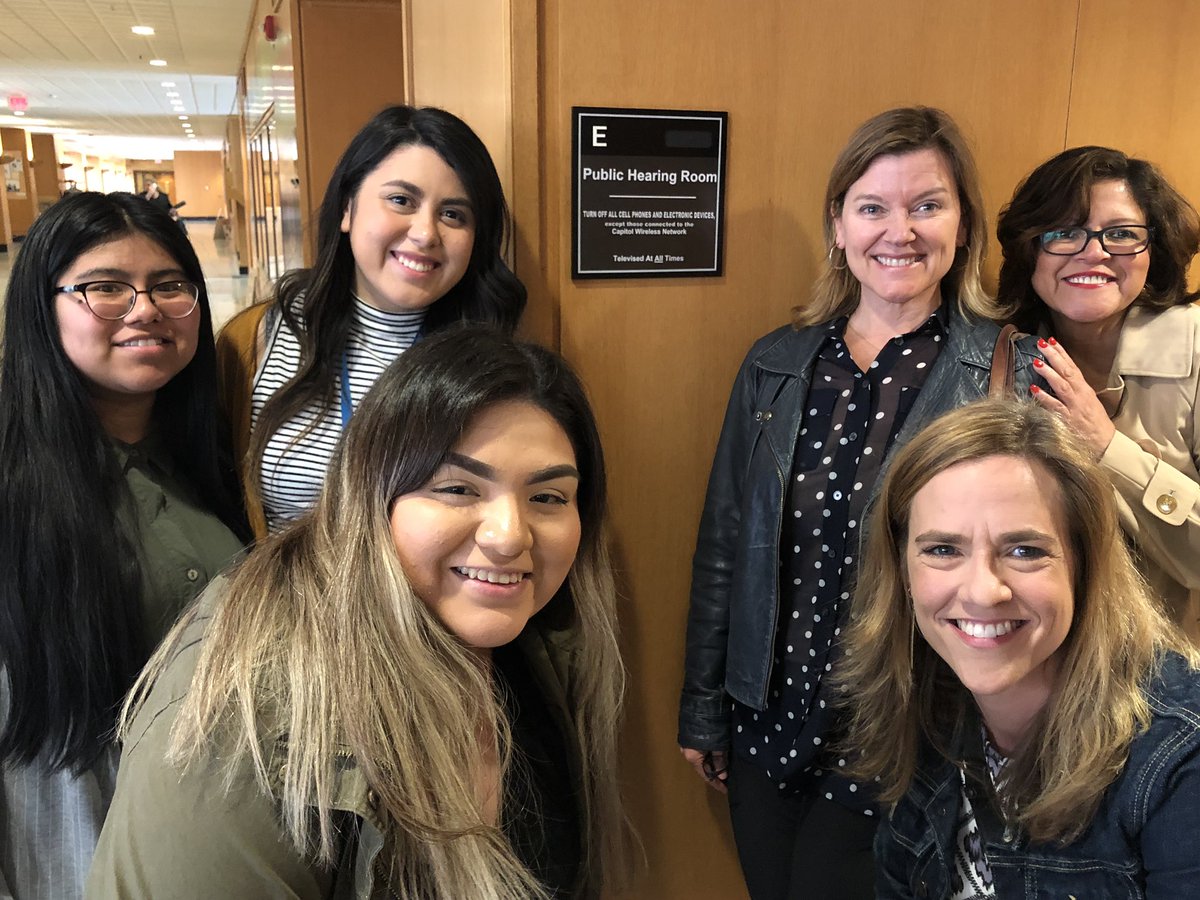 DrDannaDiaz's tweet photo. Reynolds High School students, staff and Multnomah County representative testifying for a School Based Health Center capital project funded by the state legislature. Thank you Senator Monnes-Anderson, Representative Gorsek for your support today. Thanks everyone! https://t.co/OcmGbyOJmi