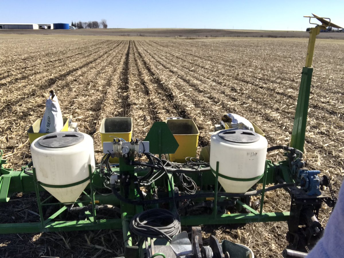 NateEitzman's tweet photo. It’s Good Friday. Plant your potatoes...and soybeans https://t.co/bUsL9kE5vo