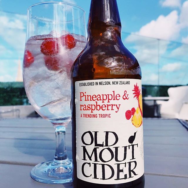 LoveTheBarley's tweet photo. The Exotic Taste You've Been Pin(e)ing For...  Pineapple &amp; Raspberry Old Mout!  It's banging!! https://t.co/M185wbTxA8