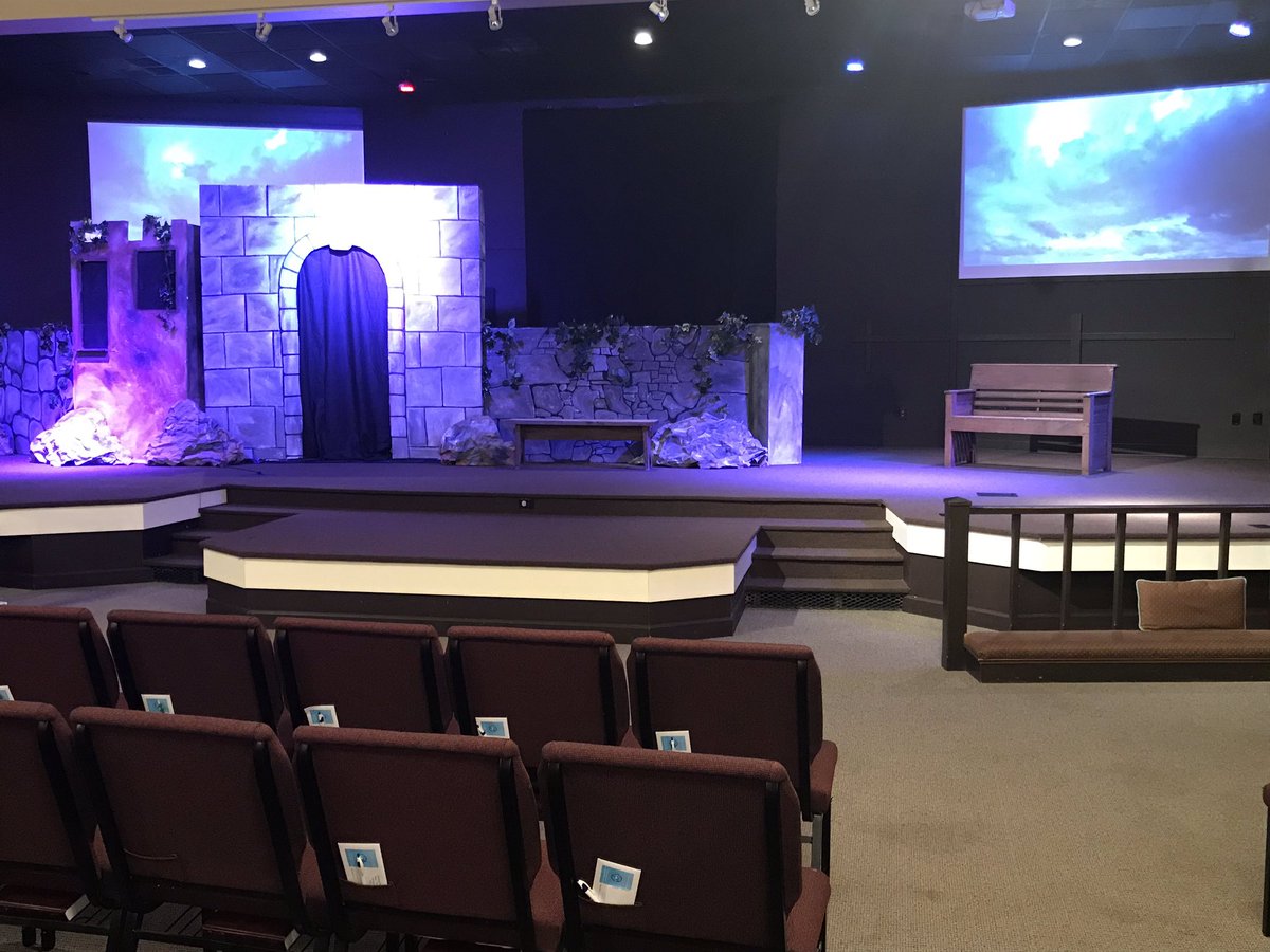 ScottMac21's tweet photo. Don’t miss tonight at Orchard Hills! Good Friday! https://t.co/6smBQooHpJ
