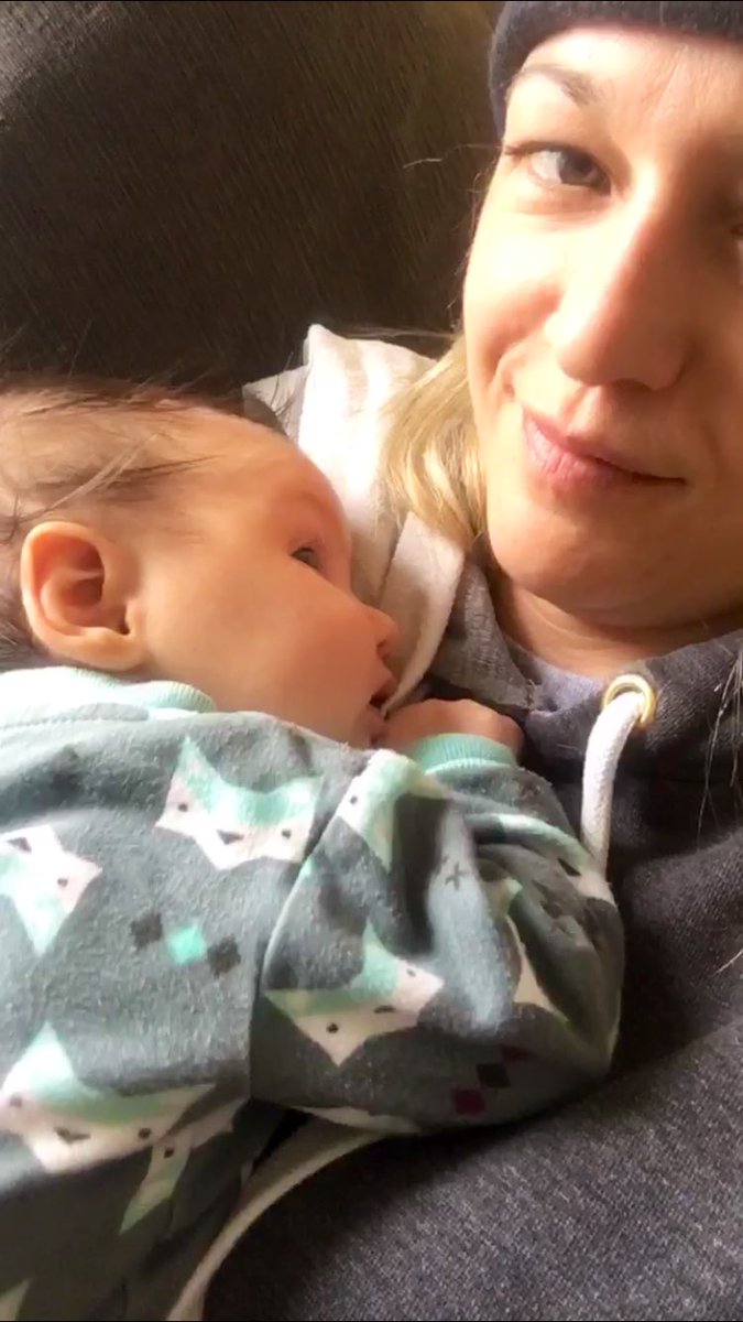 BelindaBowman_'s tweet photo. Livin on love ❤️
#MaandPa
#myneices
#GoodFriday https://t.co/wn8tYLrIki