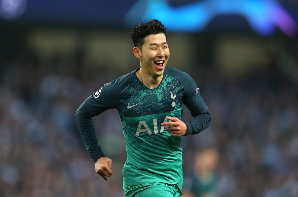 _k_botchway's tweet photo. You’re one game away from becoming a Liverpool legend. 🙏💪🏼 #COYS #MCITOT https://t.co/QsMEb5AxO5