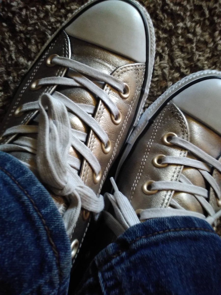 X29Jess's tweet photo. Check out my brand new Chuck's https://t.co/T7zwRh0jDb