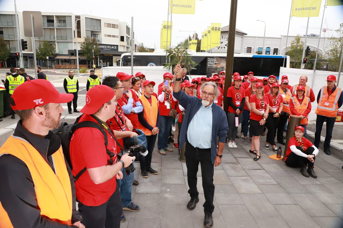 Ngunawal Elder Wally Bell performed a traditional smoking ceremony this morning at Gungahlin Place in advance of the light rail services opening to the public for the Light Rail Community Launch Day celebrations. #CBRLightRail #WeAreCBR