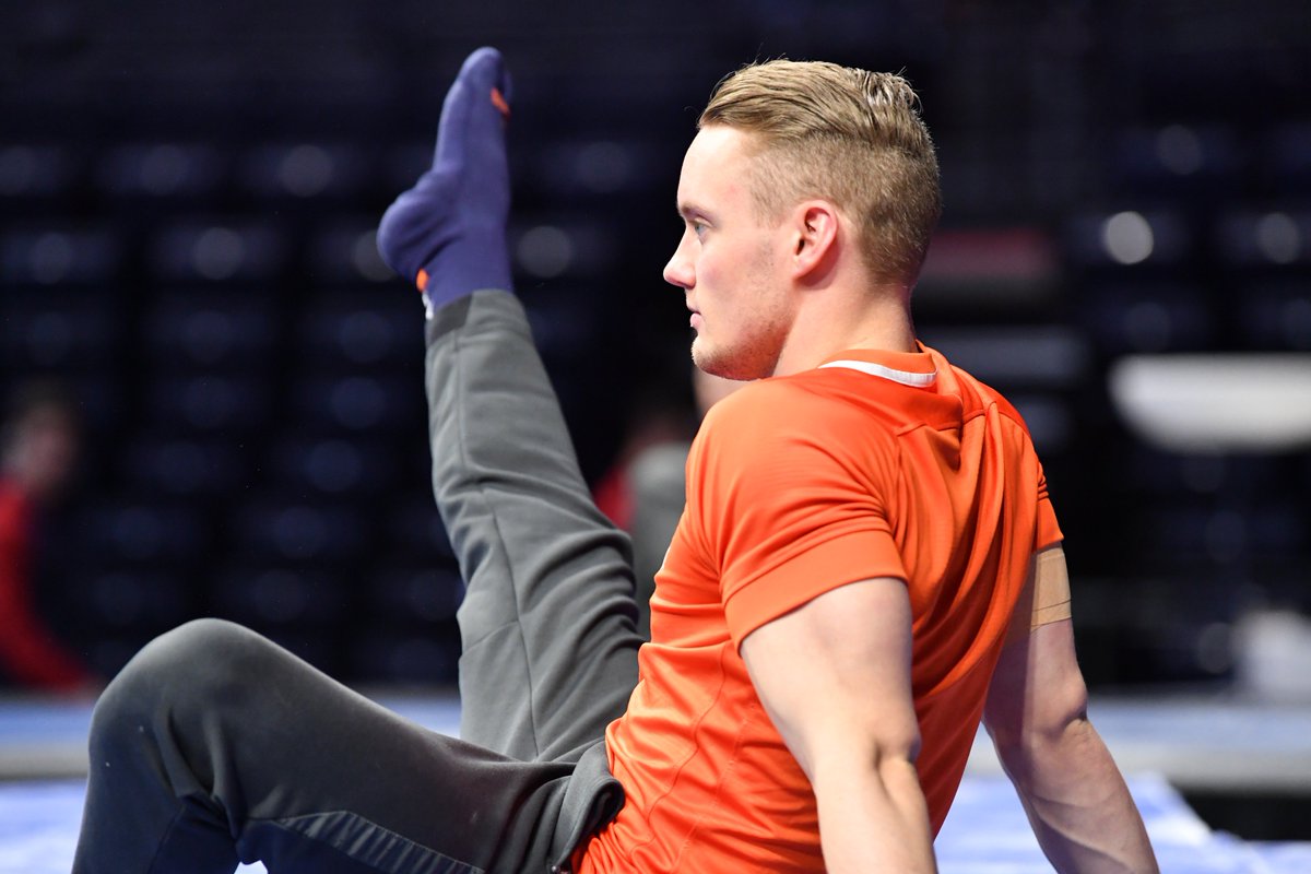 Illinois Men's Gymnastics (@illinimgym) on Twitter photo Ready to roll. #Illini
Start List » bit.ly/2IJI6Q0 
#NCAAMGym Ready to roll. #Illini
Start List » bit.ly/2IJI6Q0 
#NCAAMGym