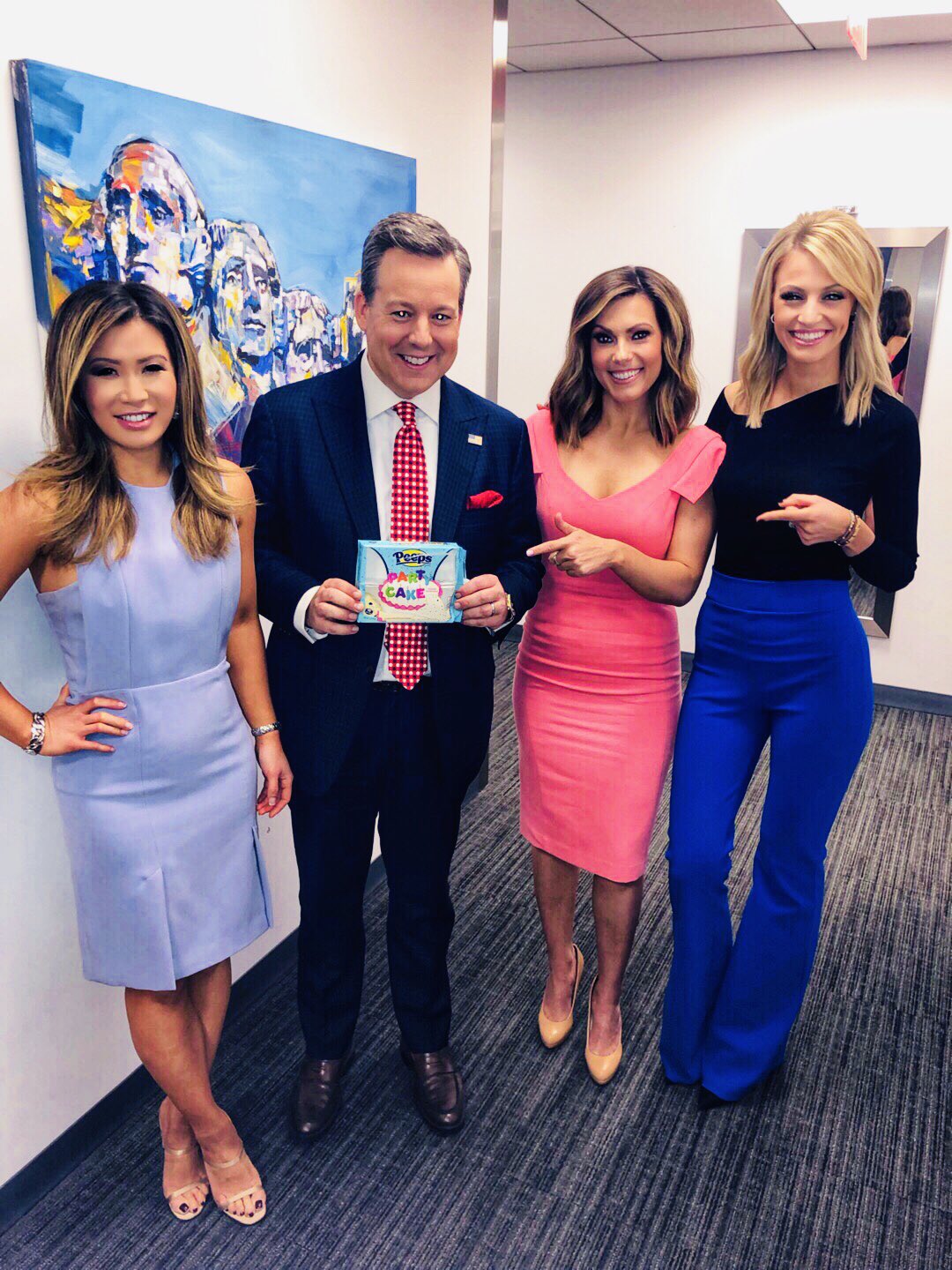 Lisa Boothe 🇺🇸 on X: "Hanging with my “Peeps” tonight on @TheStoryFNC!  Cc: @edhenry, @CarleyShimkus & @SusanLiTV https://t.co/fwmHQ5zjrj" / X