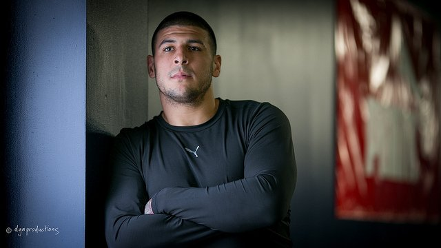 STARING_KRYSTAL's tweet photo. Still so hard to believe what happened on April 19th, 2017 actually happened, However we wont stop speaking your name or your innocence. Never stop hoping for the truth and justice to be served. 
#AaronHernandez #2YearsLater #RIPChico https://t.co/gm9Z7CMcpL