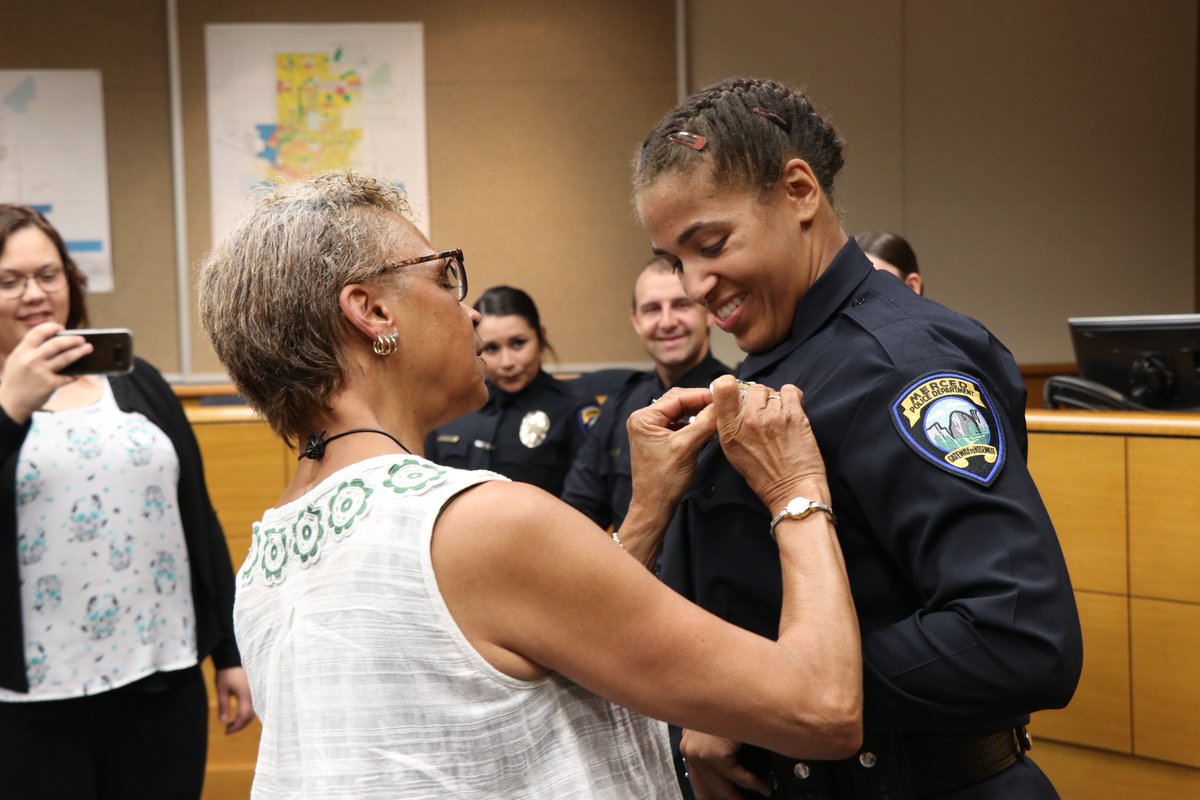 MercedCityHall's tweet photo. Merced Police Department has four new officers join the ranks. Congratulations and welcome. https://t.co/TraMIWCsJY #Merced #MercedPD https://t.co/ssHRVy9wJB