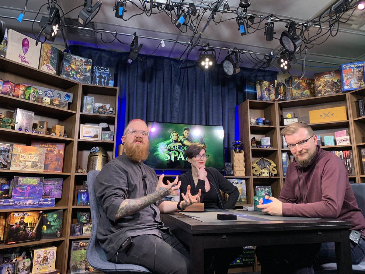 loadingreadyrun's tweet photo. Uncut Sheet 1 of 2 has been given away and we have three fresh faced, pizza filled magic players ready to go for round 2 here at the #LRRWAR PPR. 

We’ve got @Graham_LRR vs. @skinnyghost with @Kathleen_LRR sitting at the TF position. #Sponsored 
https://t.co/WIBUFTPzmJ https://t.co/k1BfaYmw8y