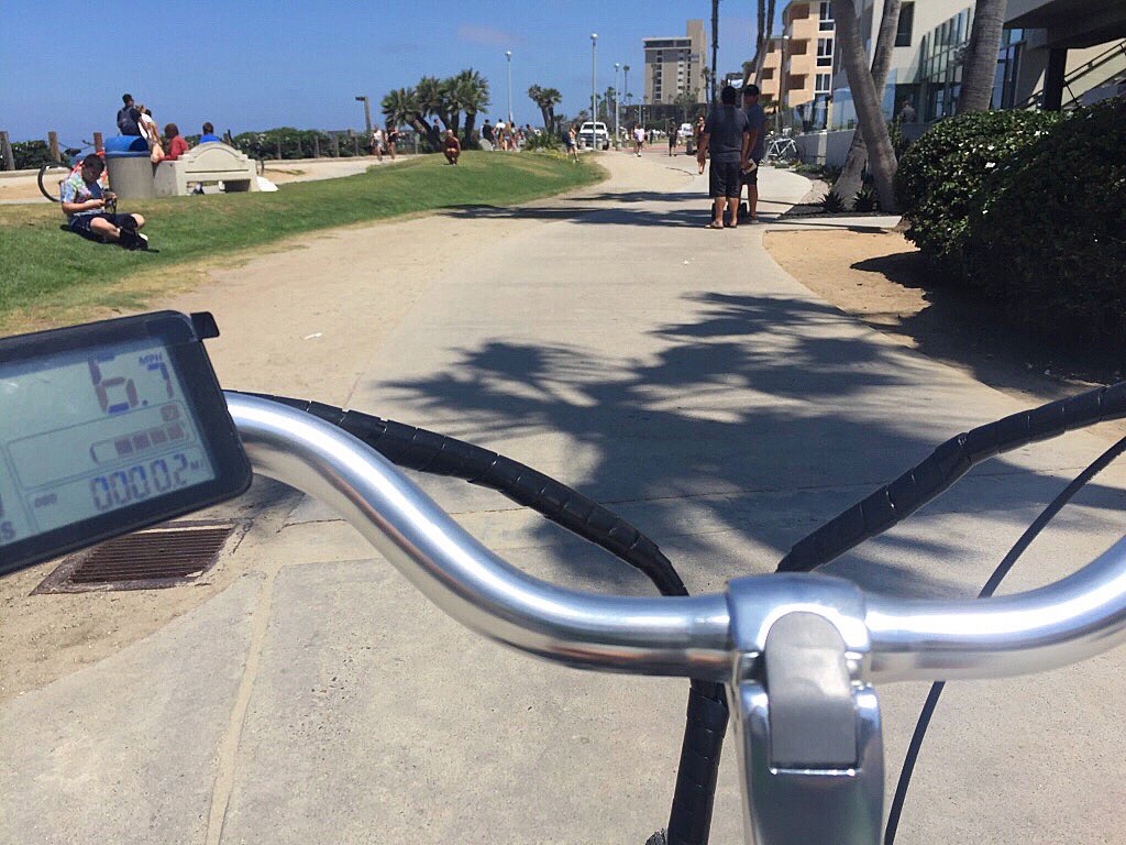 Jump on an electric by and go exploring. 💙 #SurfMonkeyBikes #PacificBeach #BikePB #PBsD #BikeSanDiego #MissionBeach #BikesBoardsAndBrews #SanDiegoFun #SanDiegoBikeRentals #SDBound #SanDiego #SunnySanDiego #BestOfSanDiego #YelpSanDiego #SanDiegoRentals #SanDiegoTours