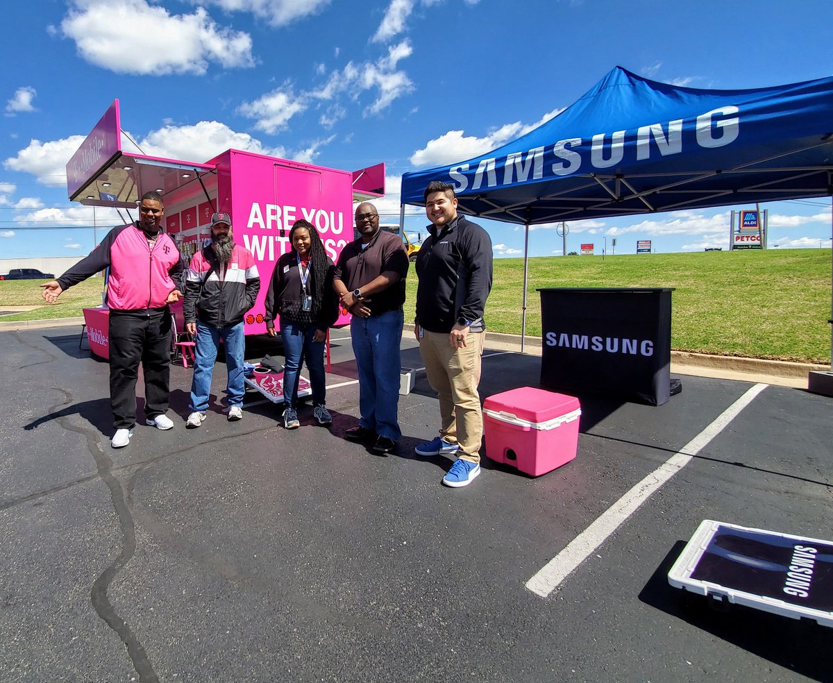 Had a blast with @TMobileTruckOK at Brixton today! A great day to work with great partners! #GalaxyS10 #ProGradeCamera #UltraWide <a href="/JasSamMcNeil/">Jasson McNeil</a> <a href="/erackley18/">Elsie Rackley</a> <a href="/QuinnMcConnell3/">Quinn McConnell</a> @Jordan_Chase20