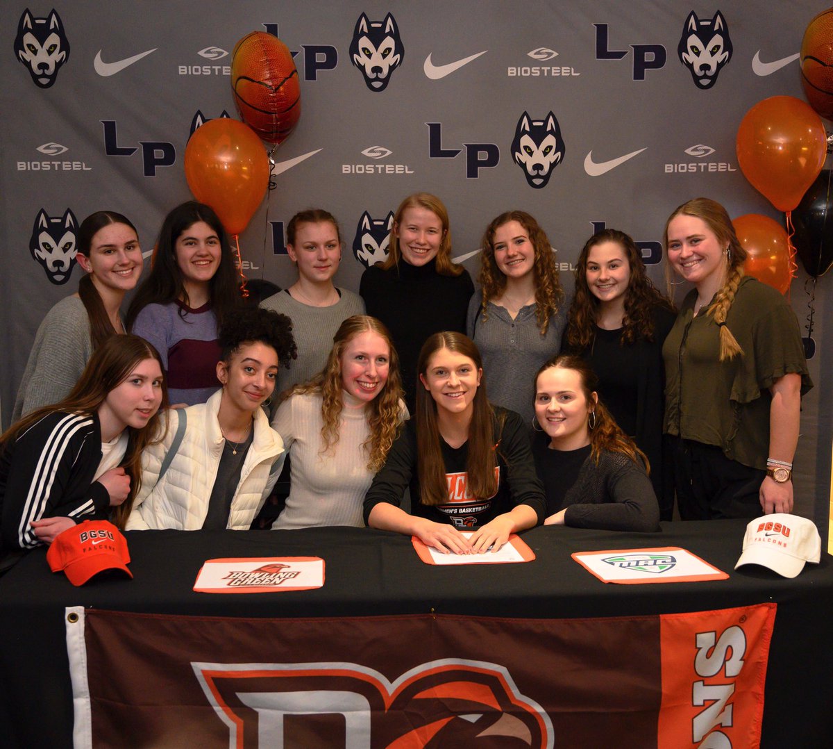 Kaillie Hall tweet media