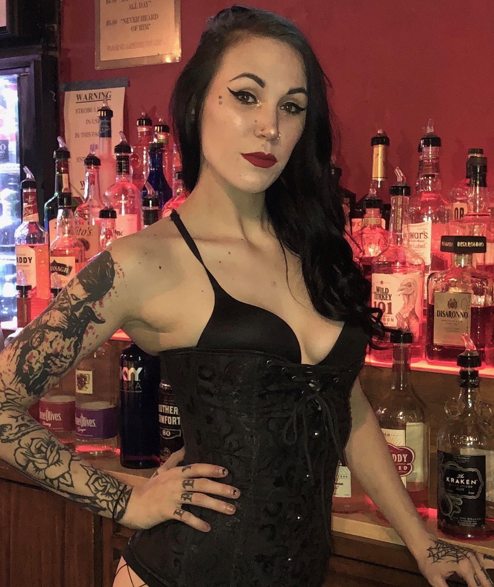 TheWhiskeyFL's tweet photo. FRISKY FRIDAY IS ABOUT TO GET REAL!! $5 FIREBALL
#thewhiskeyfl #thewhiskey #thewhiskeygirls #seminolefl #pinellasparkfl #gandyblvd #Stpete #stpetersburgfl #clearwaterfl #stpetebeach #clearwaterbeach #vodka #beer #liquor #bar #gentlemensclub #whiskey #women #girls #happyhour https://t.co/vJ9qjreZS3