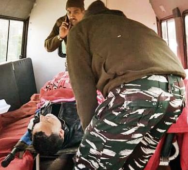 timesofindia's tweet photo. J&K: Doctor on cell, CRPF man saves poll official's life
https://t.co/EiTzNxAu2E https://t.co/BbnJZgcQzK