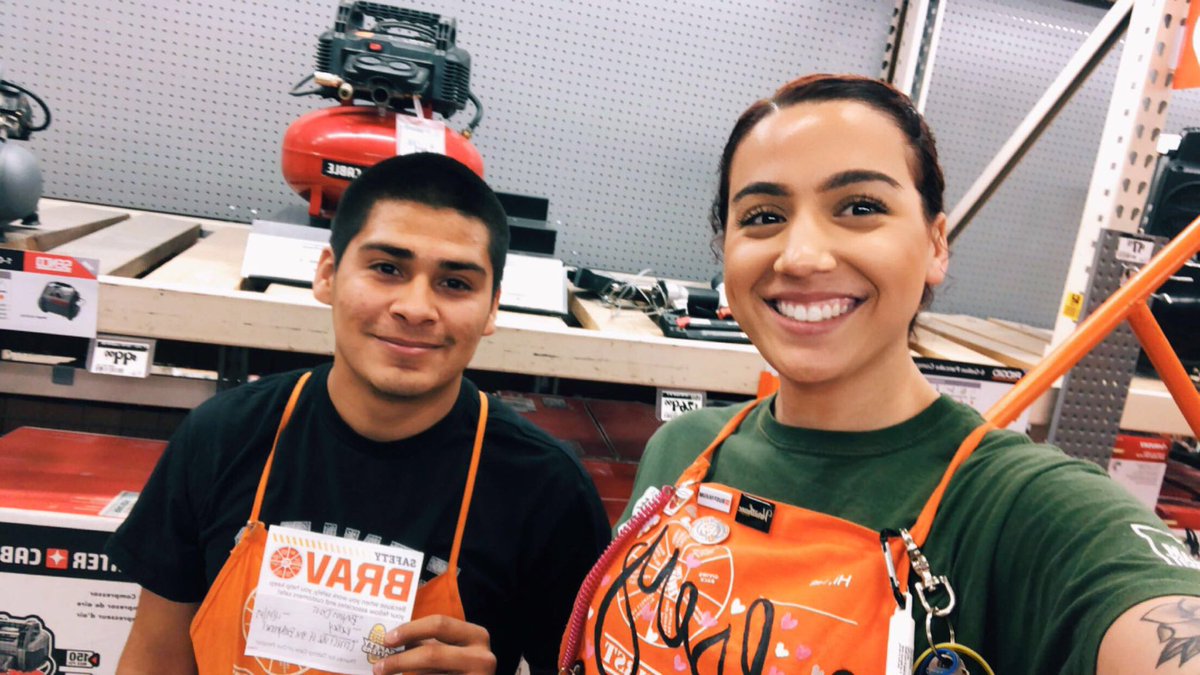 kgabrielle312's tweet image. SAFETY SAFETY SAFETY! 🍊 thank you guys for being great role models and showing everyone how you work safe! I appreciate you. Woo woo! @PerrisHD6875 @georgegoss12159 @william52299328 @RamonaC56436620 #formup #teamup #gearup 🧡